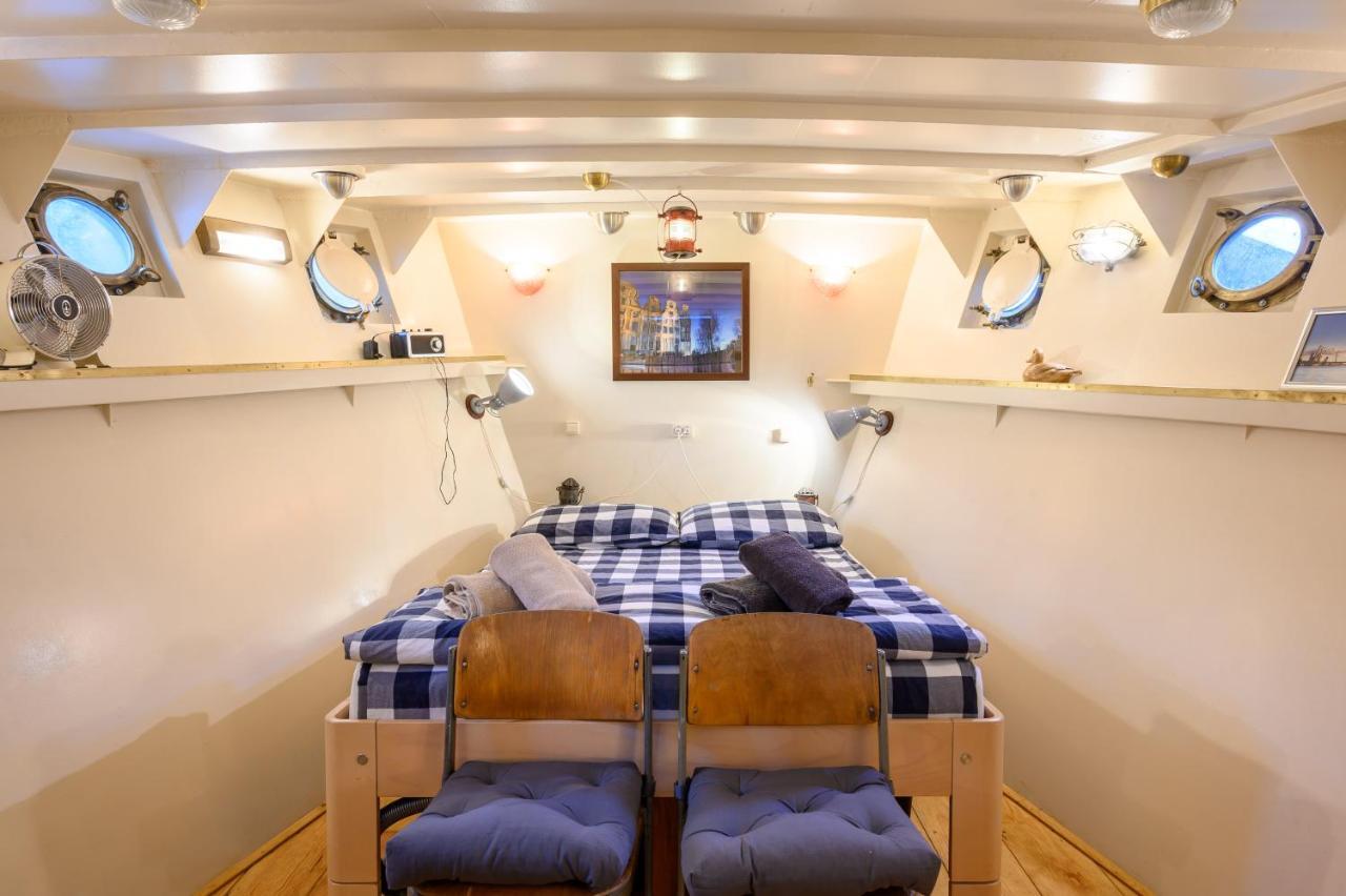 Boatapartment Animathor On Top Location Rotterdam Dış mekan fotoğraf